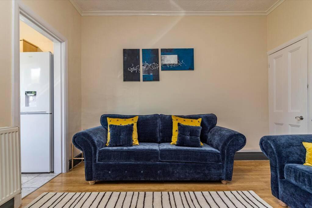 Traditional Quiet Townhouse With Two Bedrooms And Private Garden Great For Airport Crew And Professionals Long Eaton Kültér fotó